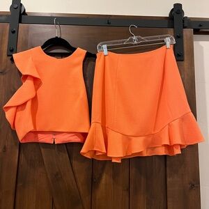 Matching cropped set